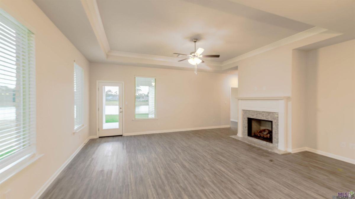 4644 Grenache Dr - Photo 3 of 16