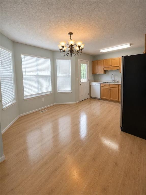 62 Kingston Pointe - Photo 6 of 17