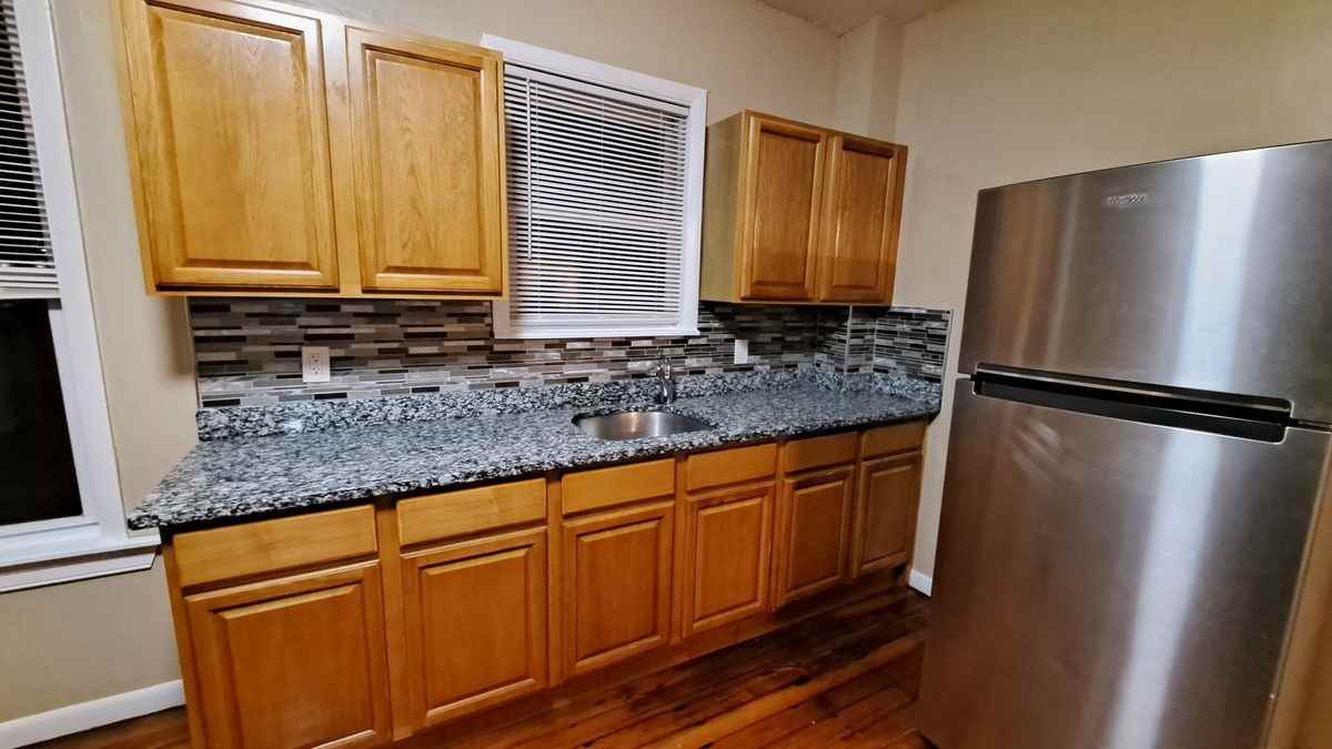 35 Catawba St ##2 - Photo 5 of 17