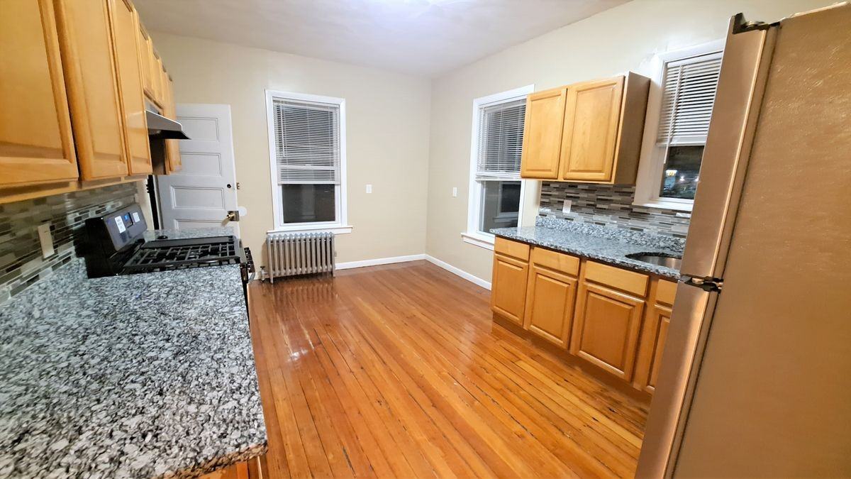 35 Catawba St ##2 - Photo 7 of 17