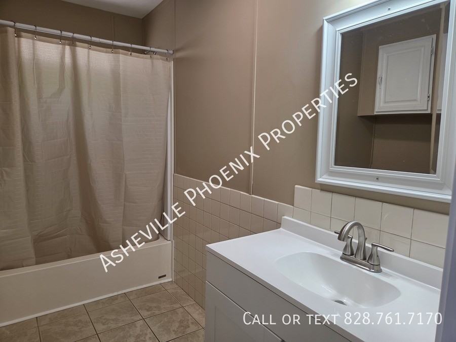 24 Raspberry Ridge Rd - Photo 5 of 12