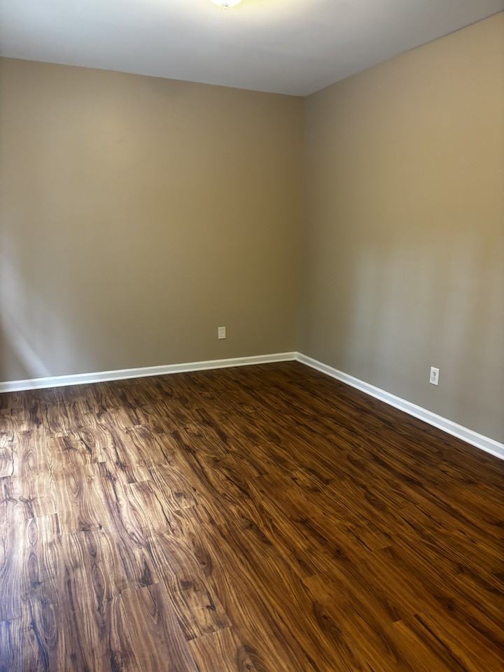 8533 Kangaroo Ct #8533 - Photo 7 of 13