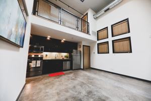 featured image of 401 S Elgin Ave