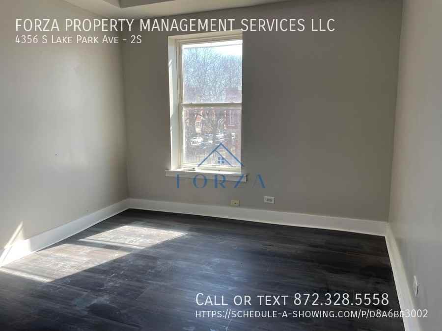 4356 S Lake Park Ave #2S - Photo 5 of 9