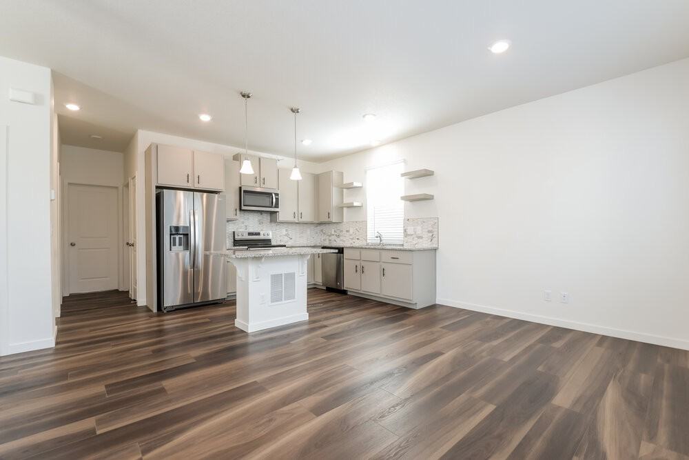 18557 E 47th Pl - Photo 7 of 18