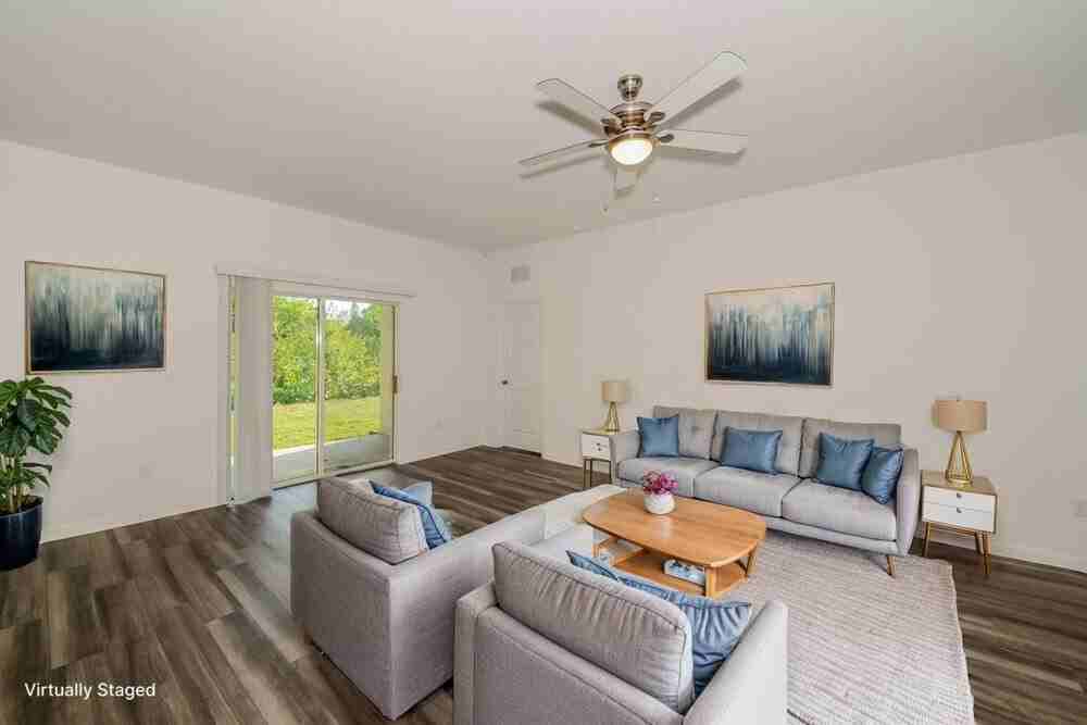 996 Ocean Spray Dr - Photo 3 of 19