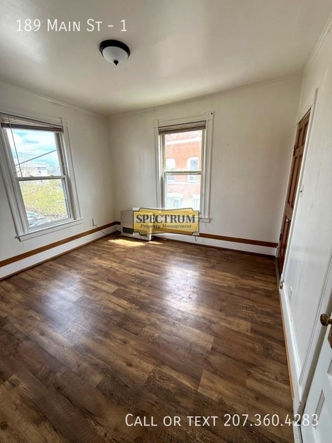 189 Main St #1 - Photo 5 of 11