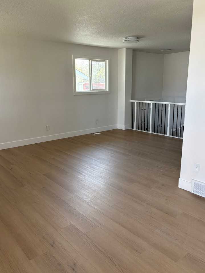 9540 150 St Nw - Photo 6 of 33