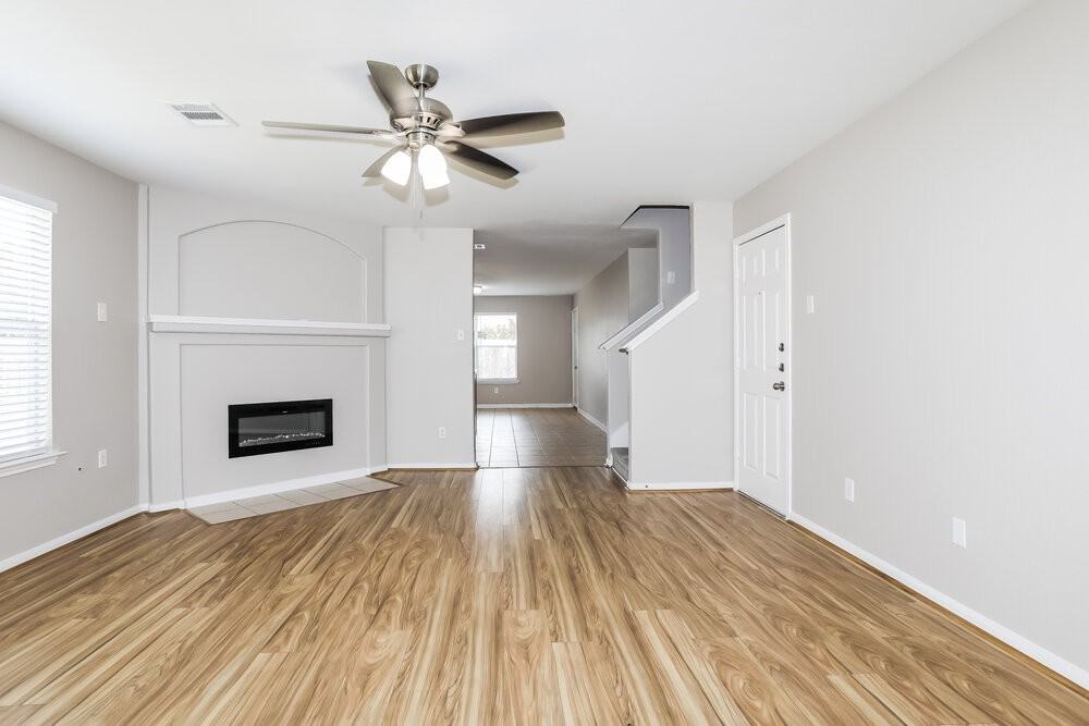 21334 Bella Luna Ct - Photo 4 of 17
