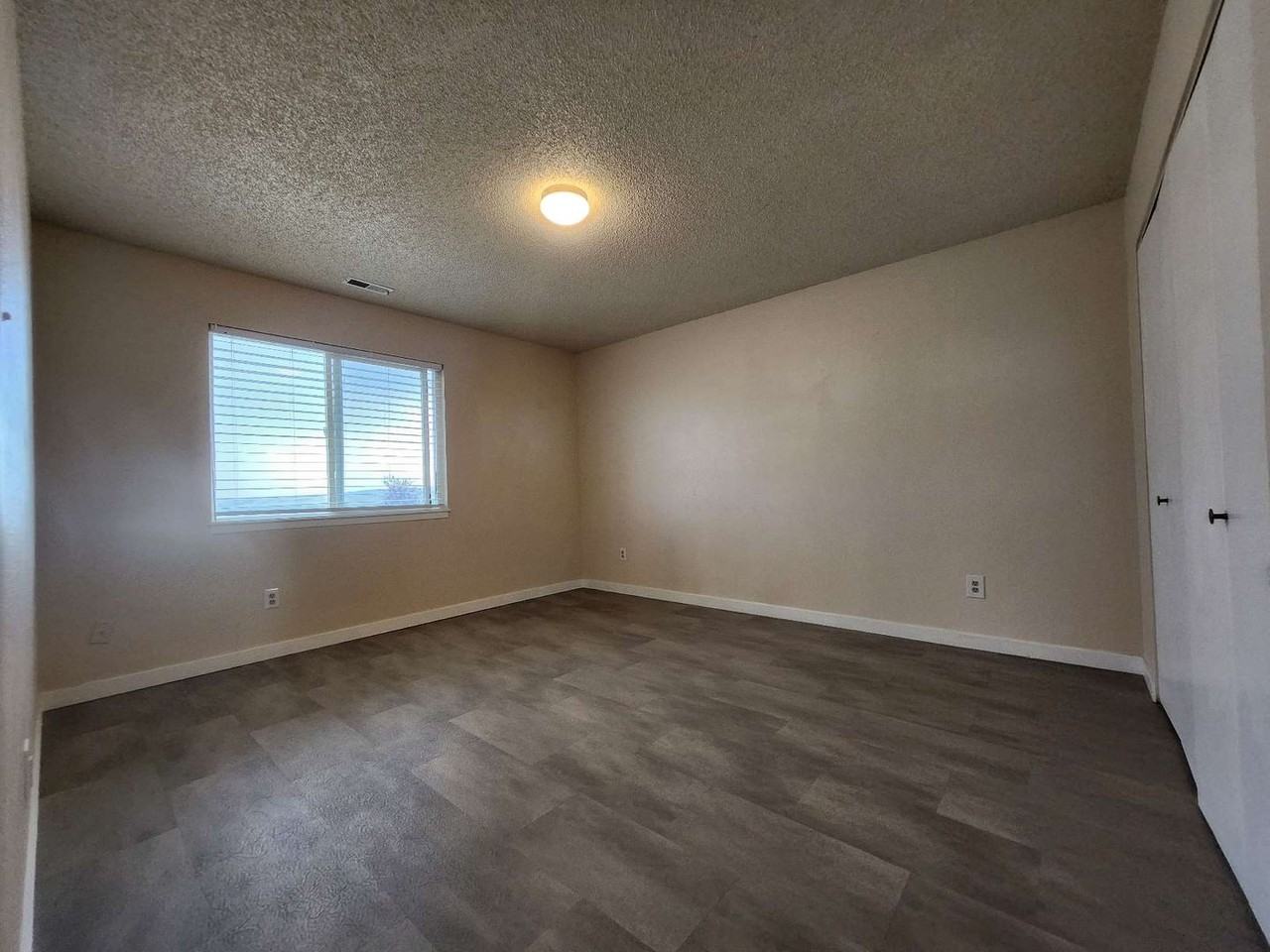3475 Cochran Dr #C - Photo 7 of 15
