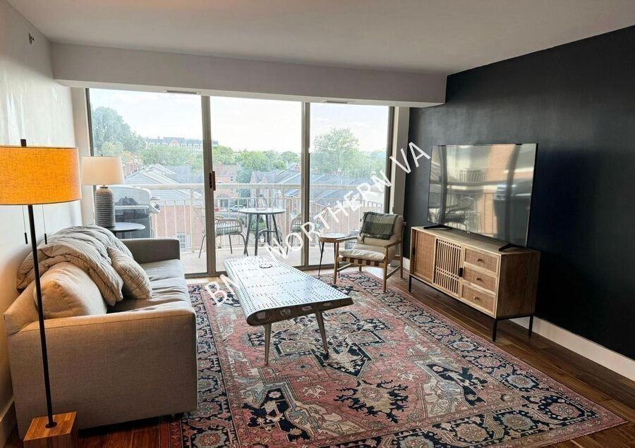 1200 Braddock Pl #507 - Photo 2 of 17