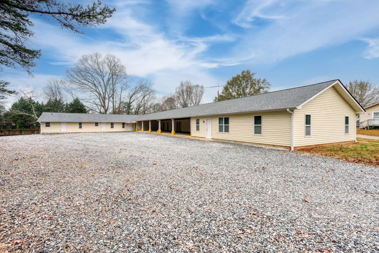 5494 Saddle Club Rd #3 - Photo 5 of 27