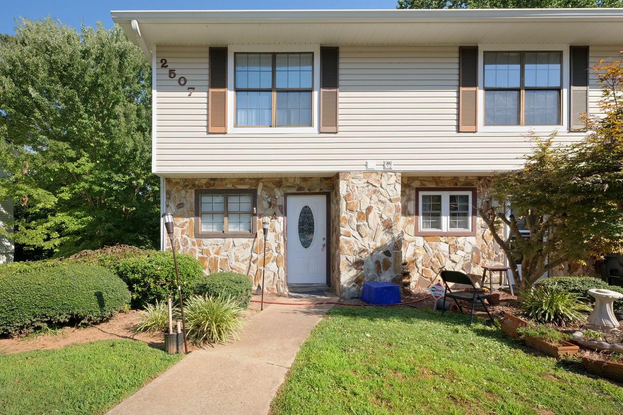 2507 Hidden Cove Ct #A - Photo 2 of 27