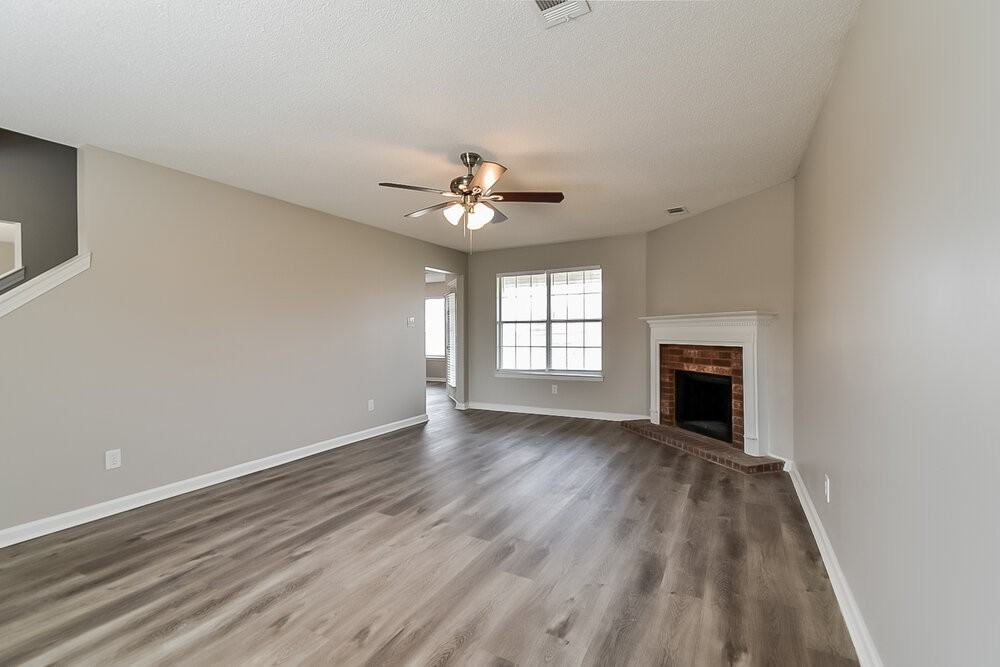 6722 Finch Rd - Photo 5 of 17