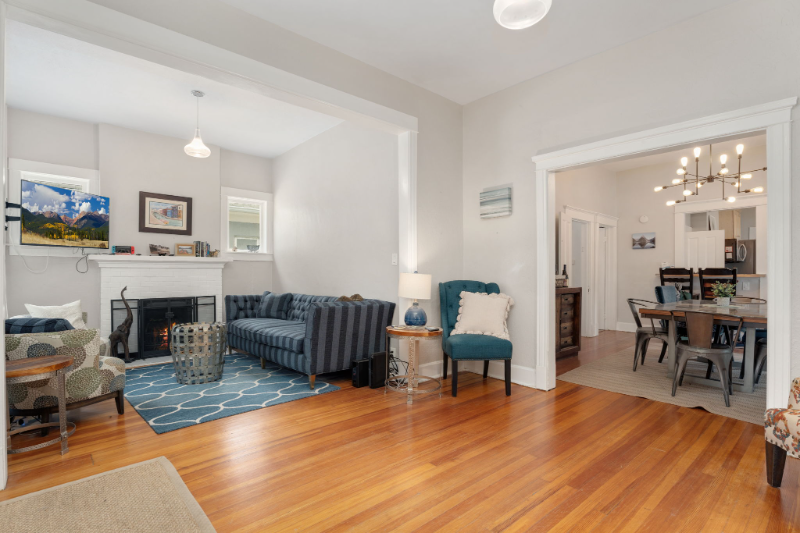 431 W Oak St - Photo 7 of 20