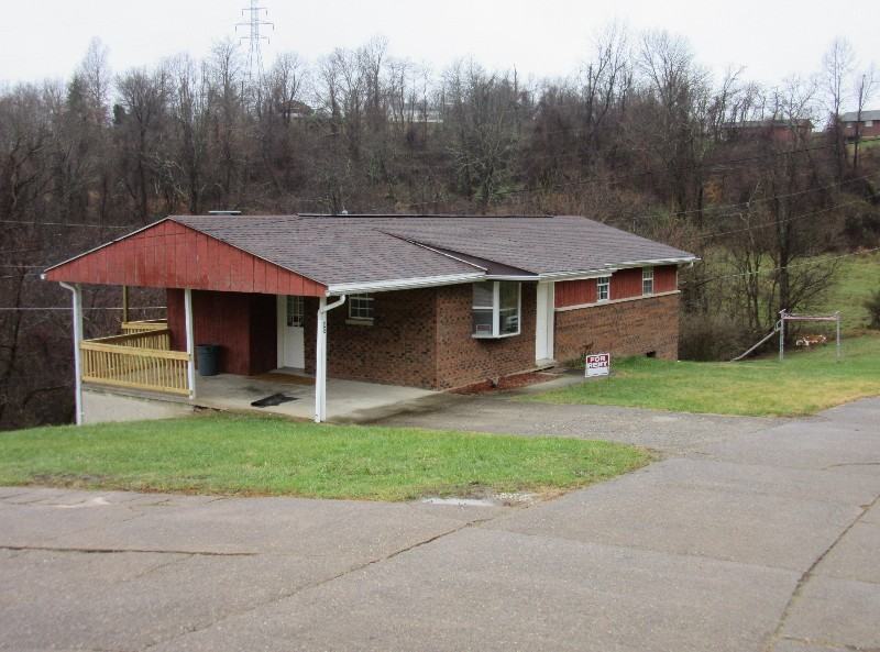 15 Circle Dr - Photo 2 of 7