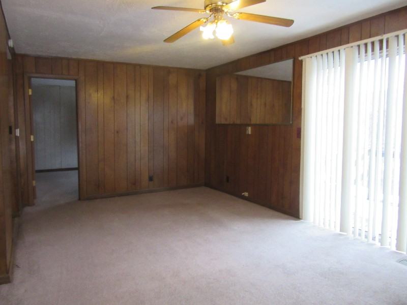 15 Circle Dr - Photo 5 of 7