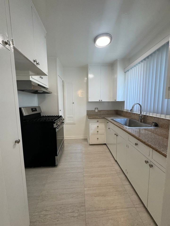 1792 Grevelia St #1772 - Photo 6 of 21