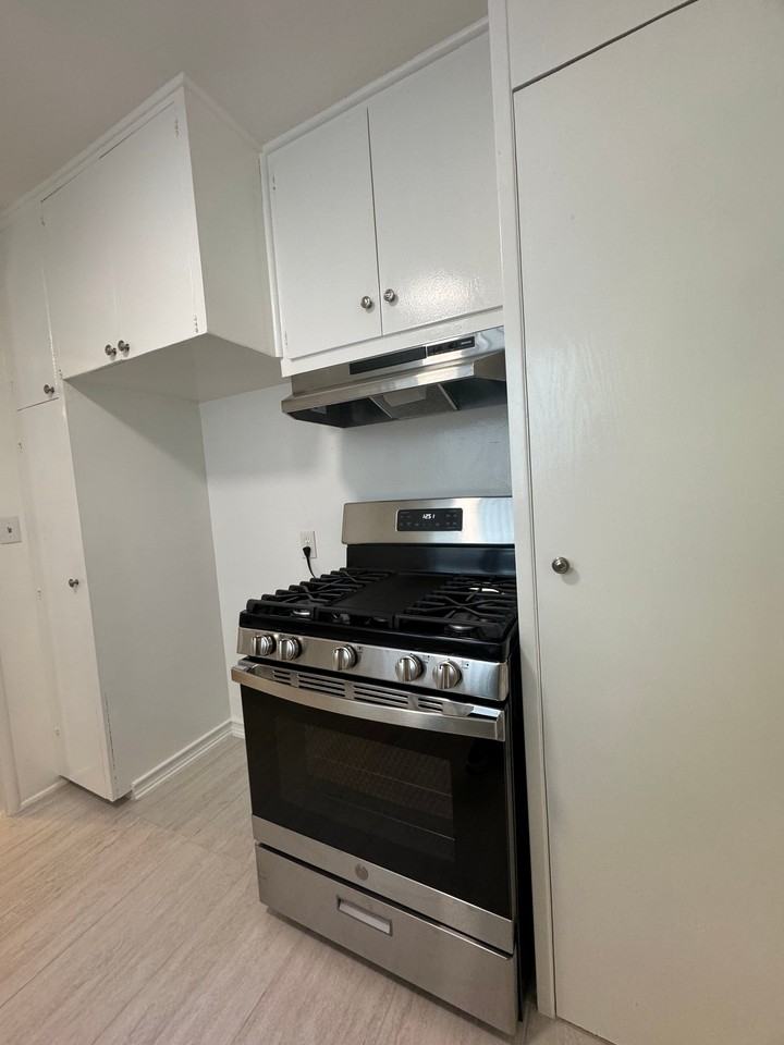 1792 Grevelia St #1772 - Photo 5 of 21