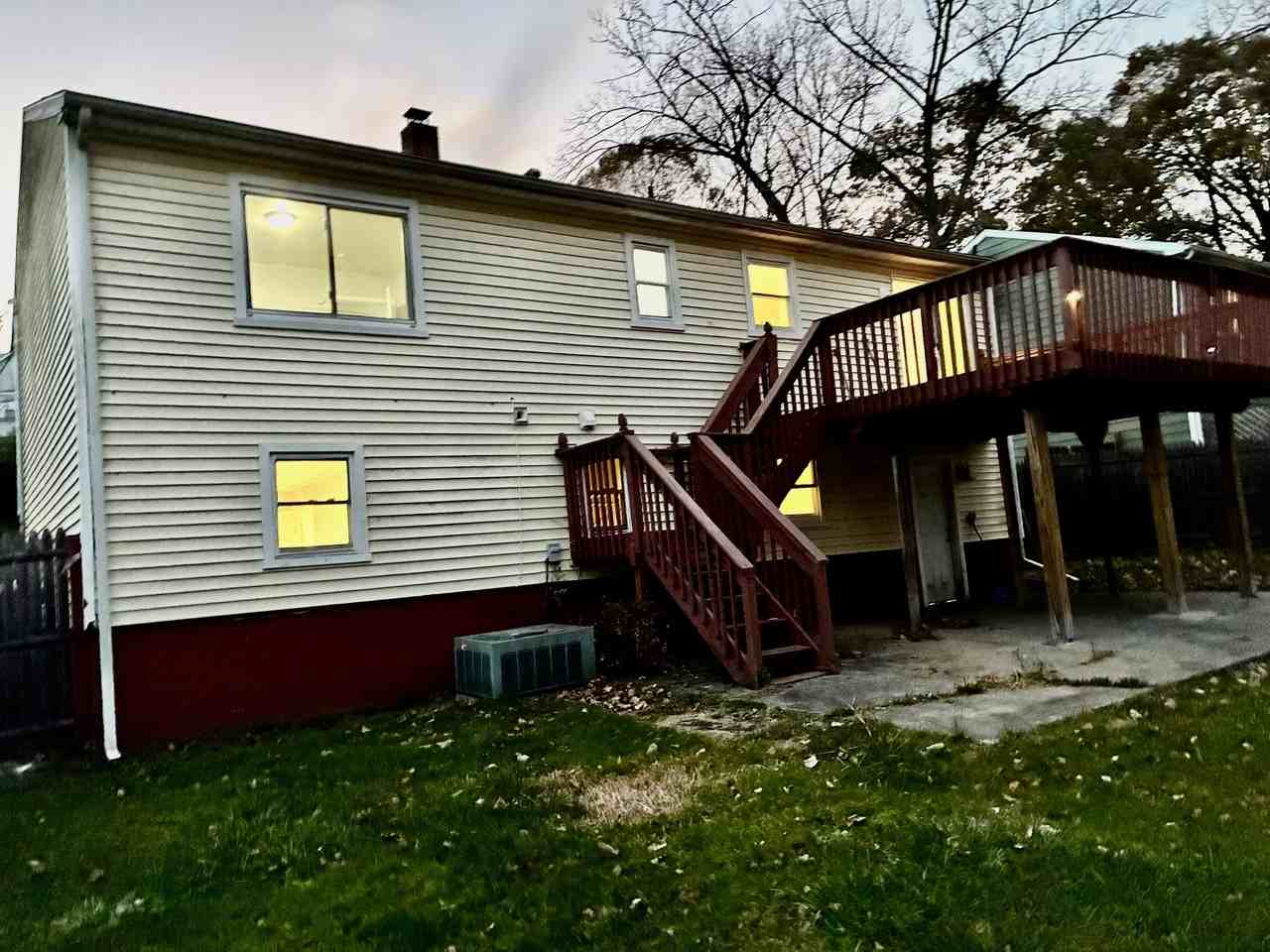 112 Peabody St - Photo 3 of 10