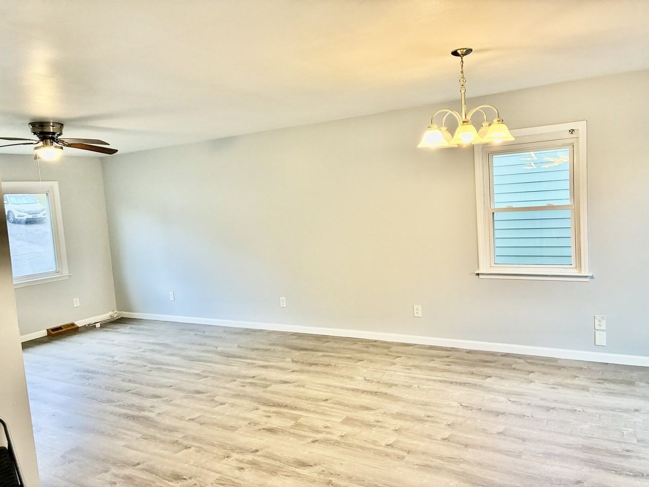 112 Peabody St - Photo 7 of 10