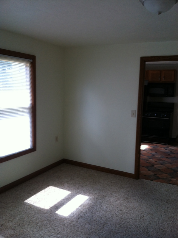 304 Central Ave - Photo 2 of 8