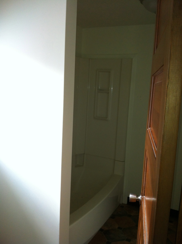 304 Central Ave - Photo 5 of 8