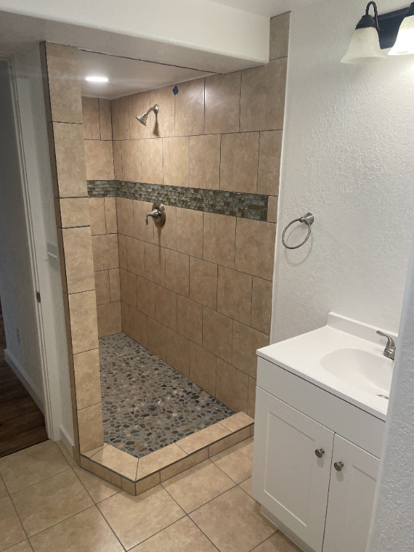 2145 S 11th St W #B - Photo 3 of 10