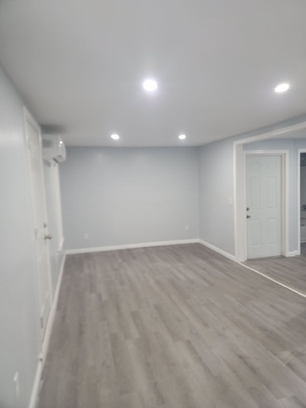 7 W Park St #E - Photo 3 of 11