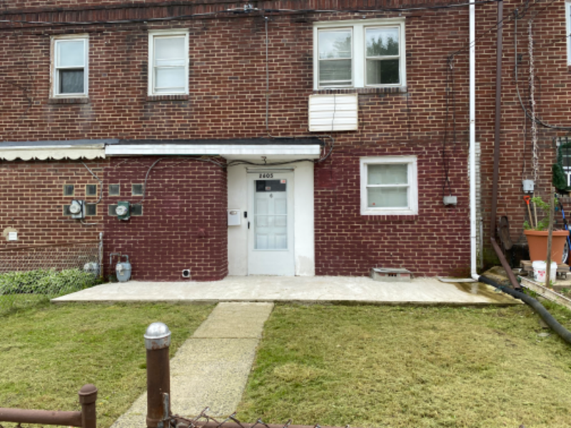 2605 Swarts St - Photo 4 of 9
