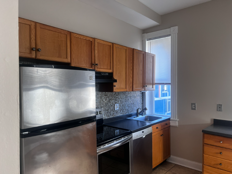 1710 Saint Paul St #103 - Photo 5 of 12