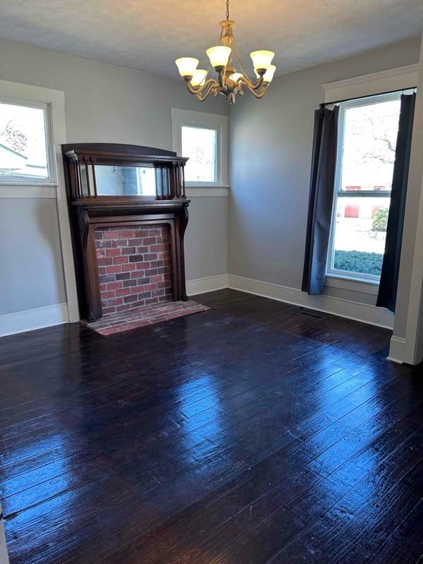 637 Cherry St - Photo 2 of 20