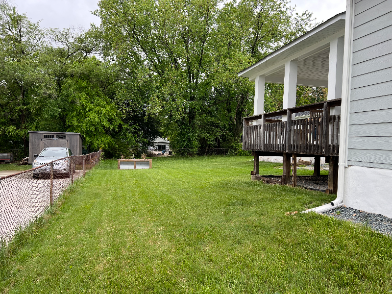 1904 Cherri Dr - Photo 7 of 32
