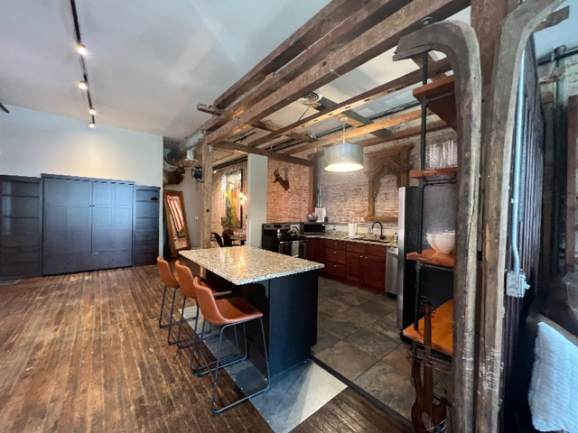 214 E Commercial St #1 - Photo 3 of 7