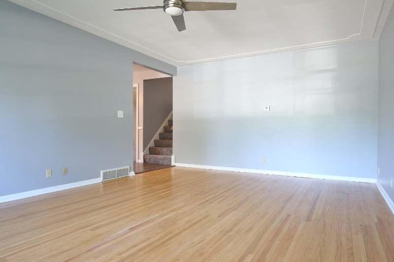 5752 Russell Ave S #1 - Photo 3 of 11