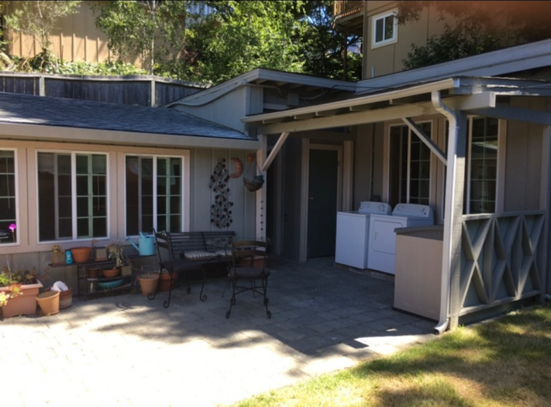 330 Shoreline Hwy - Photo 3 of 20