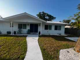 615 Azalea Ln #4 - Photo 1 of 1