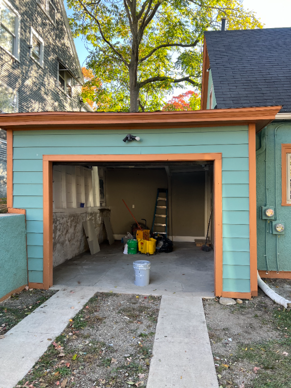 419 3rd St - Photo 5 of 18