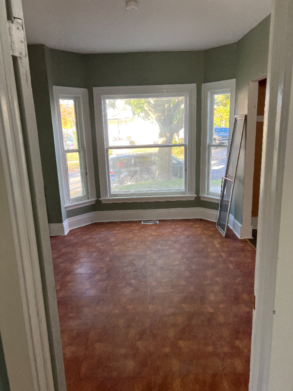 419 3rd St - Photo 6 of 18