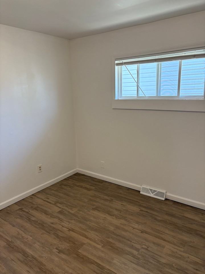 1171 E 22nd Ave #1171 - Photo 6 of 7