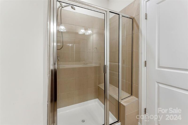 1030 Beatty Woods Dr - Photo 7 of 17