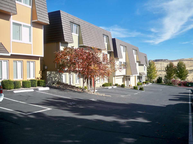50 Bisset Ct #A - Photo 4 of 17