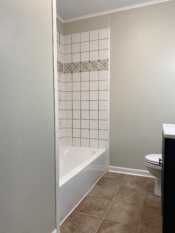516 Hawthorne St #4 - Photo 3 of 19