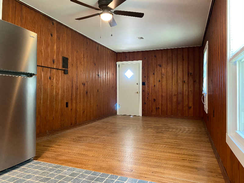 516 Hawthorne St #4 - Photo 7 of 19