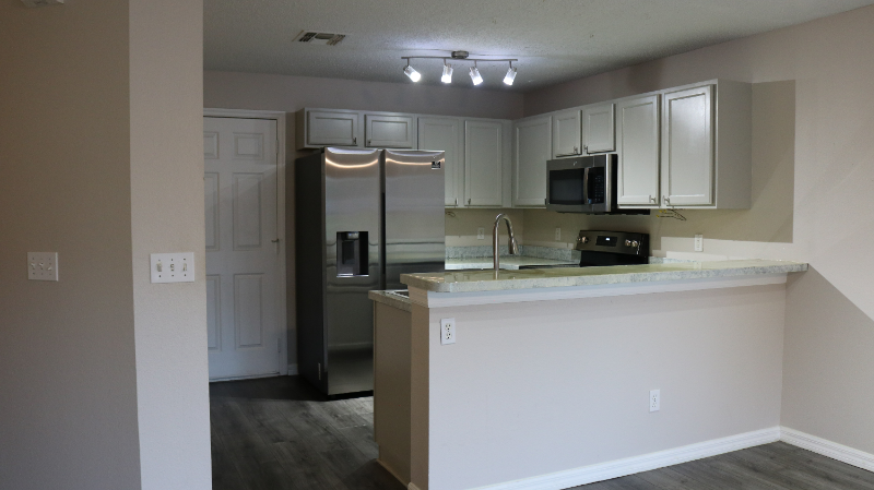 12846 Lexington Summit St - Photo 4 of 19