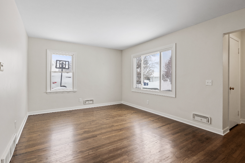 137 Legion Cir - Photo 5 of 30