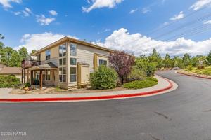 featured image of 1326 E Trevor Way