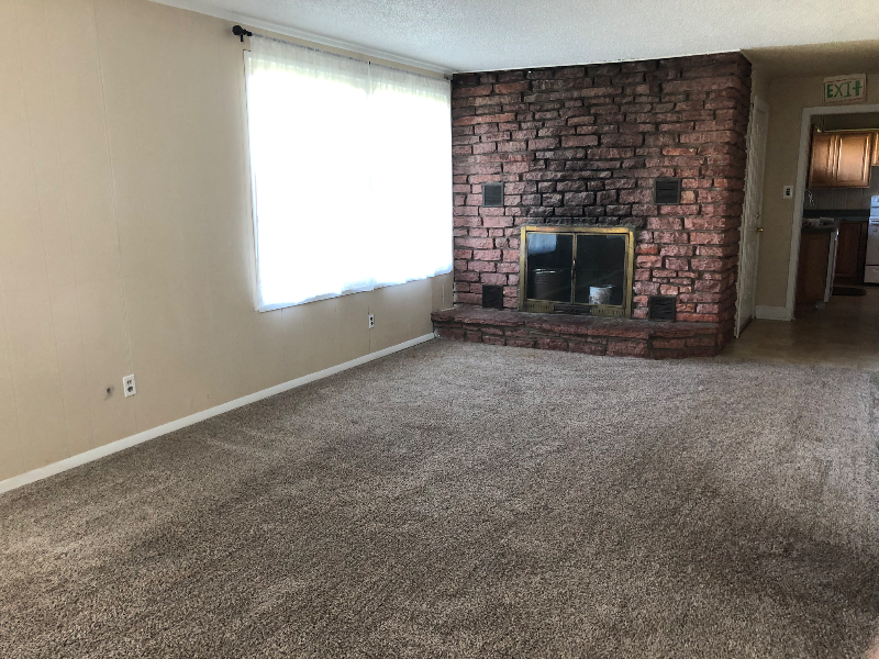 1151 Blackfoot Trl - Photo 4 of 11