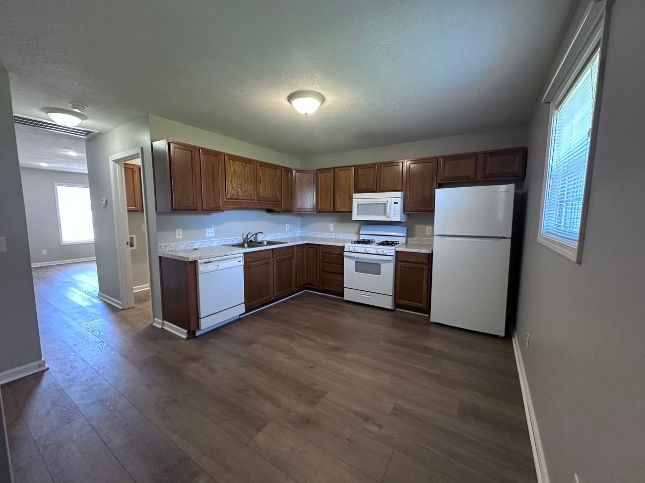 1515 Copperfield Dr #5 - Photo 2 of 17
