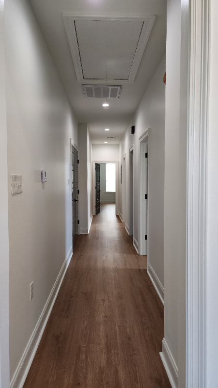 1020 Verret St - Photo 5 of 18